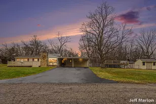 510 W Fargo St, Ionia, MI 48846 - Photo 1