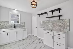 8449 Penrod St, Detroit, MI 48228 - Photo 3