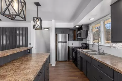 1643 Aberdeen Street NE, Grand Rapids, MI 49505 - Photo 7