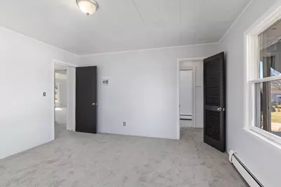 1643 Aberdeen Street NE, Grand Rapids, MI 49505 - Photo 17