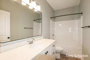 6314 Blendon Woods Dr, Hudsonville, MI 49426 - Photo 11