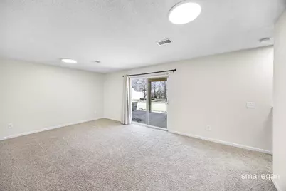 812 N Valley Avenue, Fremont, MI 49412 - Photo 23