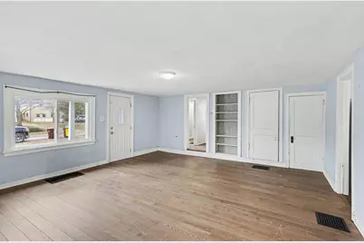 308 S Center Street, Stockbridge, MI 49285 - Photo 3