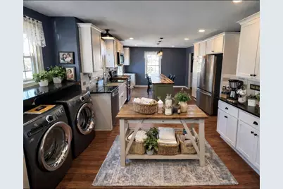 5450 Golfcrest Court SW, Wyoming, MI 49509 - Photo 11