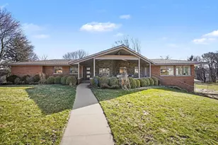 1640 Gladys Ave, Grand Haven, MI 49417 - Photo 3