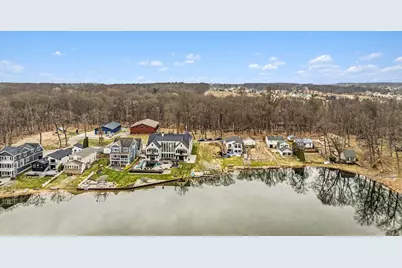 1605 S Crooked Lake Drive, Kalamazoo, MI 49009 - Photo 5