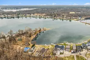 1605 S Crooked Lake Dr, Kalamazoo, MI 49009 - Photo 7