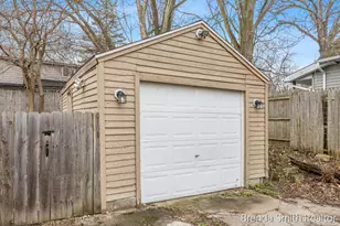1534 Colorado Ave SE, Grand Rapids, MI 49507 - Photo 25