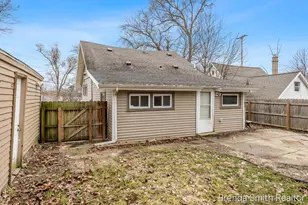 1534 Colorado Ave SE, Grand Rapids, MI 49507 - Photo 23