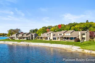 15762 Prospect Point Dr, Spring Lake, MI 49456 - Photo 3