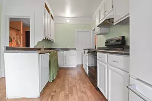 112 Howard St, Cadillac, MI 49601 - Photo 7