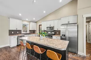 5573 Stanton Woods Dr, Hudsonville, MI 49426 - Photo 7