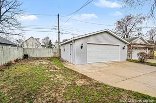 209 W 15th St, Holland, MI 49423 - Photo 27