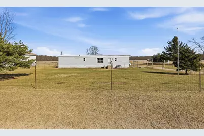 15210 Myers Lake Avenue NE, Cedar Springs, MI 49319 - Photo 5