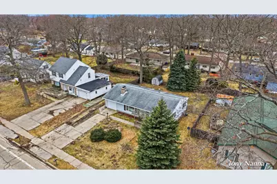 1620 W Norton Avenue, Norton Shores, MI 49441 - Photo 37