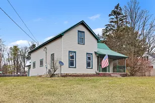 614 W South St, Greenville, MI 48838 - Photo 3