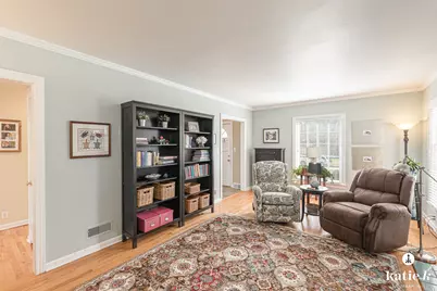 2437 Elmwood Drive SE, East Grand Rapids, MI 49506 - Photo 7