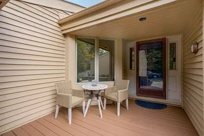 501 Woodgrove Drive, Ann Arbor, MI 48103 - Photo 3