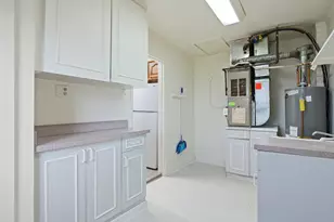 6331 Helen St, Garden City, MI 48135 - Photo 11