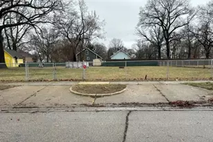 549 Adams Ave, Muskegon, MI 49442 - Photo 1