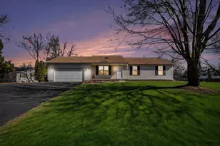 115 Sussex Pl, Brooklyn, MI 49230 - Photo 3