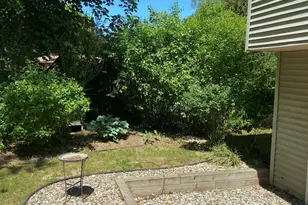 306 Davis St, Paw Paw, MI 49079 - Photo 35