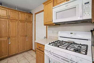 306 Davis Street, Paw Paw, MI 49079 - Photo 9