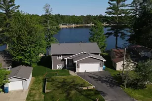 3382 Pinecrest Dr, Gladwin, MI 48624 - Photo 9