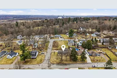 408 Brady Street NW, Comstock Park, MI 49321 - Photo 27