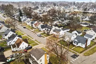 1945 Galewood Ave SW, Wyoming, MI 49509 - Photo 31