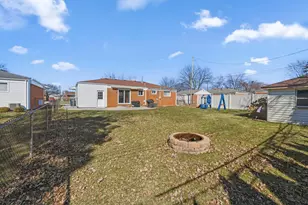 8860 Cherrylawn Dr, Sterling Heights, MI 48313 - Photo 27