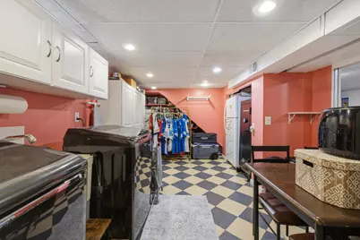 8860 Cherrylawn Drive, Sterling Heights, MI 48313 - Photo 25