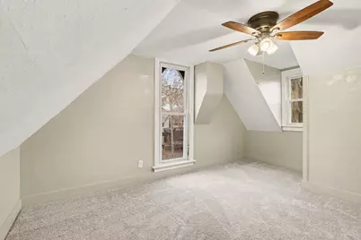 210 W Bennett Street, Three Rivers, MI 49093 - Photo 11