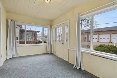 234 W Pleasant Street, Watervliet, MI 49098 - Photo 3