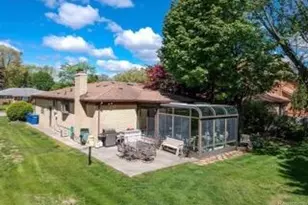 28418 Walker Ave, Warren, MI 48092 - Photo 11