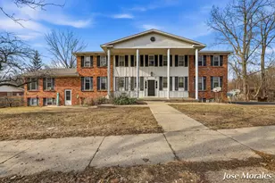 1833 Prairie Pkwy SW, Wyoming, MI 49519 - Photo 1