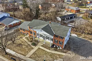 1833 Prairie Pkwy SW, Wyoming, MI 49519 - Photo 3