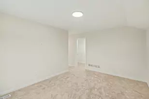 2059 Topaz Ln, Portage, MI 49002 - Photo 13