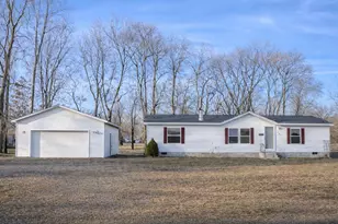 141 N Mason Ave N, Battle Creek, MI 49037 - Photo 1