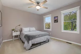 9180 Yorkshire Dr, Saline, MI 48176 - Photo 25