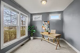 6342 Eaglewood Dr, Hudsonville, MI 49426 - Photo 5