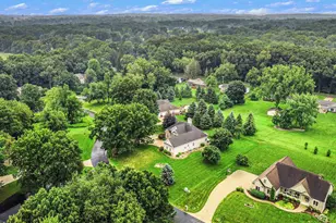 4849 Indian Creek Dr, Jackson, MI 49201 - Photo 7