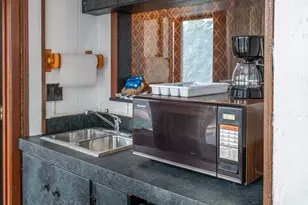 104 W Houghton Lake Dr, Prudenville, MI 48651 - Photo 31