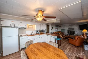 104 W Houghton Lake Dr, Prudenville, MI 48651 - Photo 79