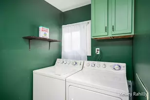 411 E Green St, Hastings, MI 49058 - Photo 15