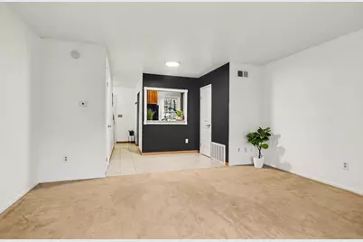 709 Garland Circle #A, Kalamazoo, MI 49008 - Photo 3