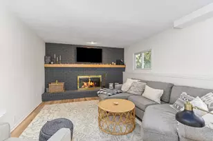 1335 Sierra Ave NW, Grand Rapids, MI 49534 - Photo 19