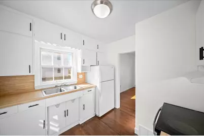 705 N Jefferson Street, Lowell, MI 49331 - Photo 9