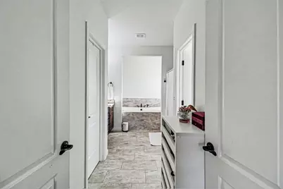 633 Marblewood Lane, Saline, MI 48176 - Photo 15