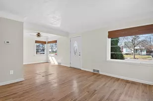 3465 Byrd St, Dearborn, MI 48124 - Photo 3